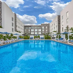 4* Hotel Express By Marriott Aeropuerto Riviera